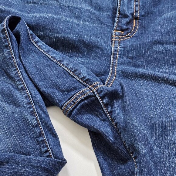 Torrid Jeans Womens 24R Blue Denim Boyfriend Straight Stretch New Western Boho - Picture 11 of 16